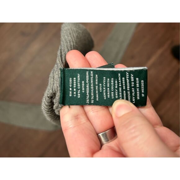 Lauren Ralph Lauren Gray Ribbed Scoop Neck Sweater, Size Medium - Picture 8 of 9